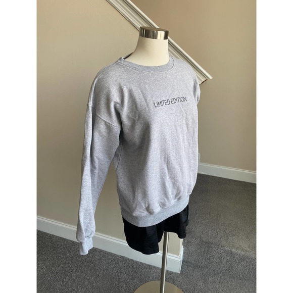 Miss Pap Gray Crewneck pullover sweatshirt "Limited Edition" size small - Picture 5 of 10